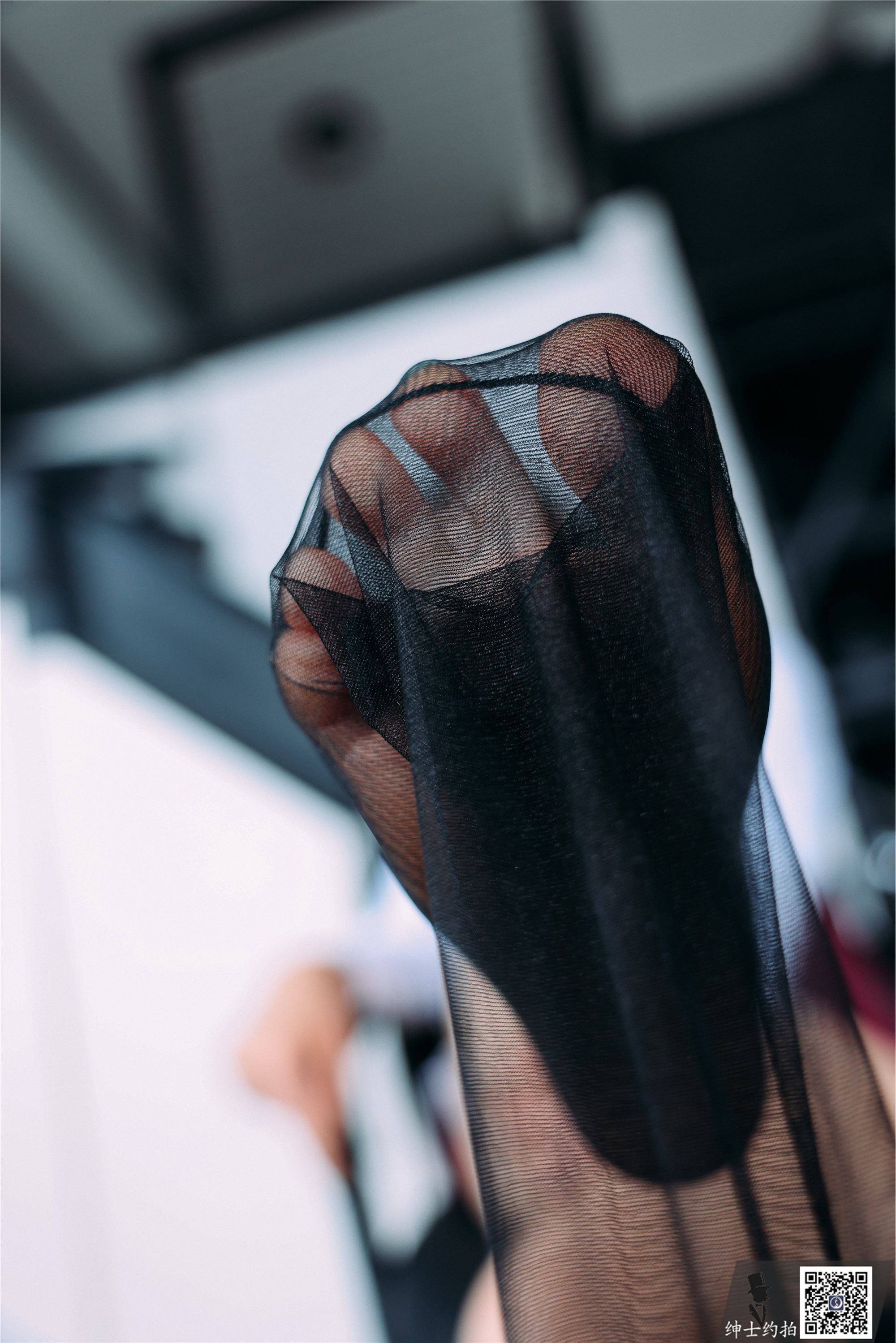 SHENSHI绅士 – SS011 戚薇